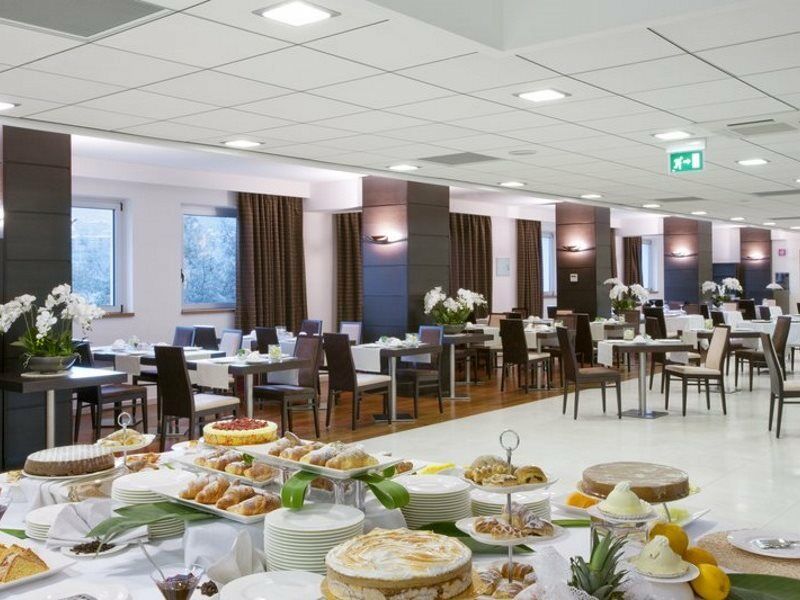 Holiday Inn Salerno-Cava De' Tirreni By Ihg Екстер'єр фото